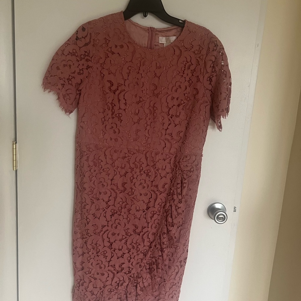 Rachel Parcell Lace Midi Dress in Mauve